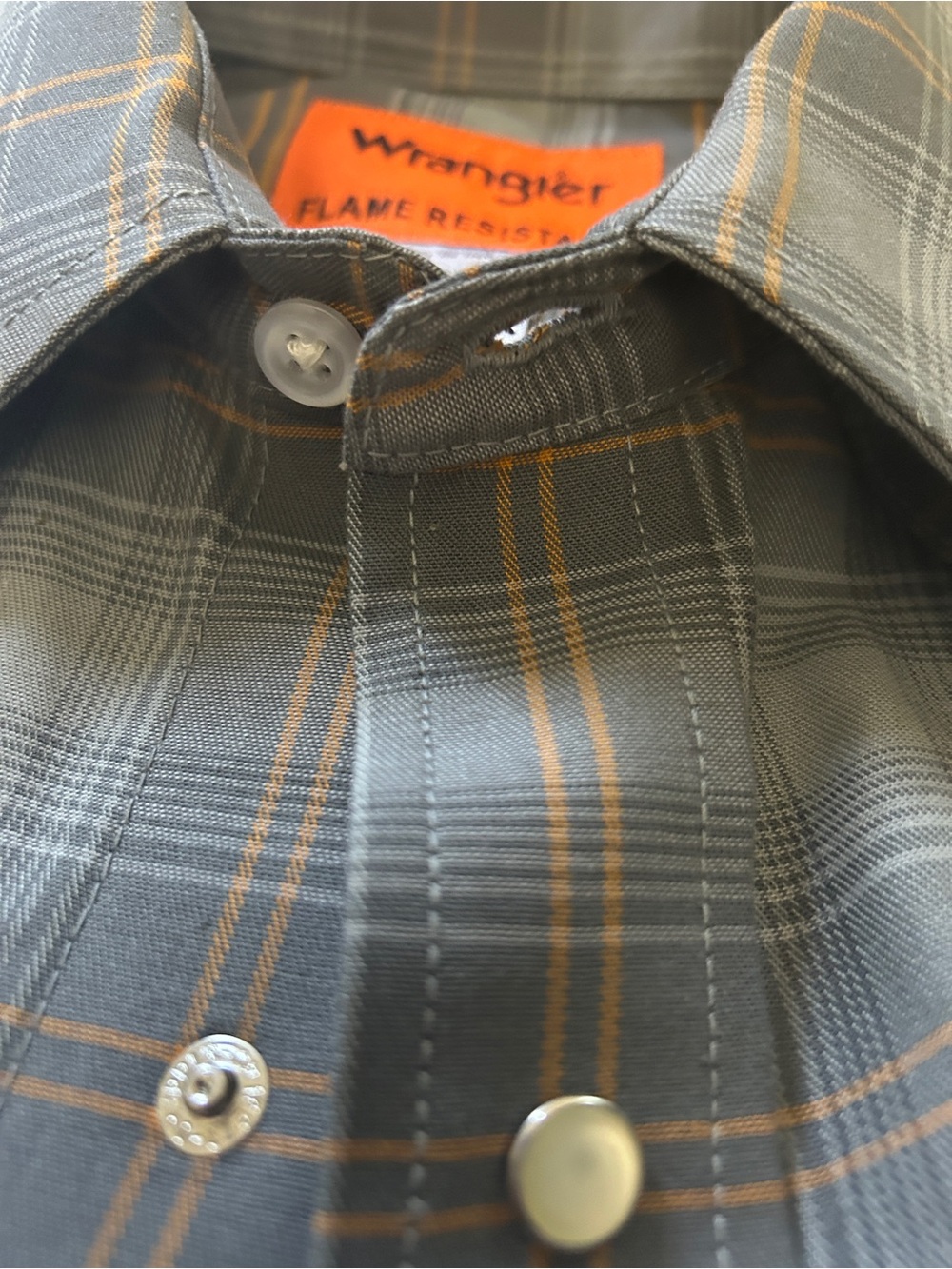 Wrangler Men's Flame Resistant Plaid Western Long Sleeve Snap Front Top Small - Picture 11 of 15